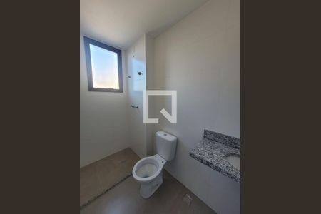 Banheiro de apartamento à venda com 2 quartos, 72m² em União, Belo Horizonte