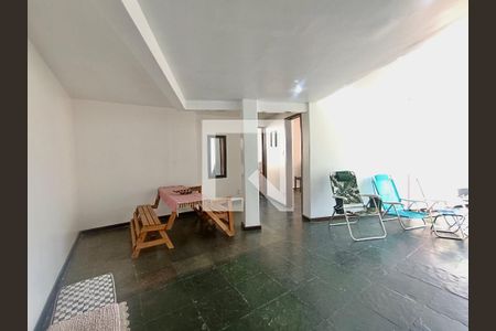Sala  de apartamento para alugar com 3 quartos, 75m² em Copacabana, Rio de Janeiro