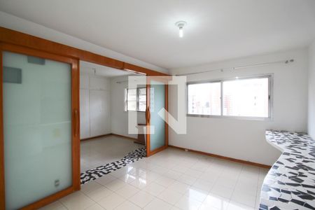 Sala de apartamento à venda com 1 quarto, 42m² em Indianópolis, São Paulo
