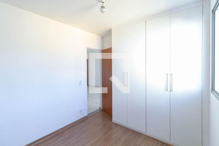 Quarto 1 de apartamento à venda com 2 quartos, 75m² em Ouro Preto, Belo Horizonte