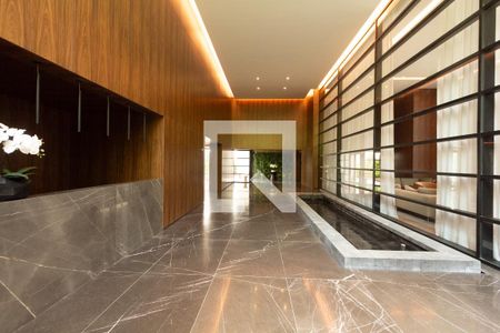 Apartamento à venda com 375m², 4 quartos e 4 vagas Apartamento à venda com 375m², 4 quartos e 4 vagasHall social