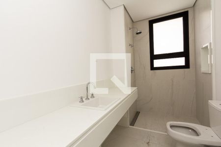 Apartamento à venda com 375m², 4 quartos e 4 vagas Apartamento à venda com 375m², 4 quartos e 4 vagasBanheiro da Suíte 3