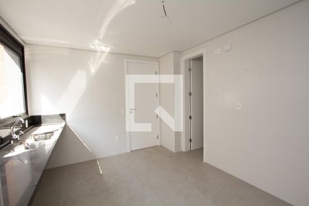 Apartamento à venda com 373m², 4 quartos e 4 vagas Apartamento à venda com 373m², 4 quartos e 4 vagasCozinha