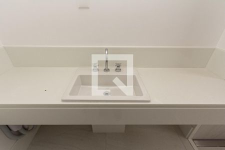 Apartamento à venda com 373m², 4 quartos e 4 vagas Apartamento à venda com 373m², 4 quartos e 4 vagasBanheiro da Suíte 4