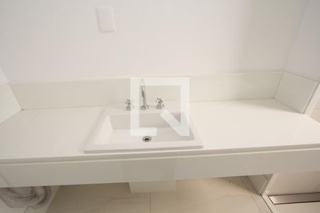 Apartamento à venda com 374m², 5 quartos e 4 vagas Apartamento à venda com 374m², 5 quartos e 4 vagasBanheiro da Suíte 4