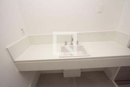 Apartamento à venda com 374m², 5 quartos e 4 vagas Apartamento à venda com 374m², 5 quartos e 4 vagasBanheiro da Suíte 1