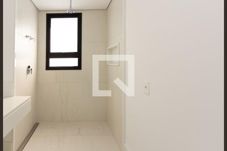 Apartamento à venda com 374m², 5 quartos e 4 vagas Apartamento à venda com 374m², 5 quartos e 4 vagasBanheiro da Suíte 4