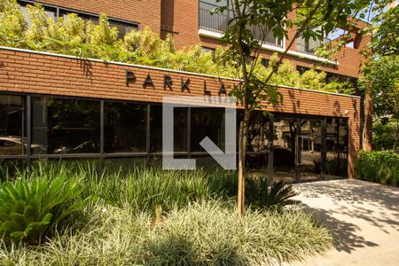 Apartamento à venda com 374m², 5 quartos e 4 vagas Apartamento à venda com 374m², 5 quartos e 4 vagasFachada