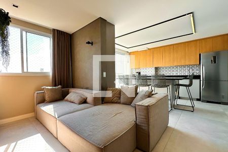 Sala de apartamento para alugar com 1 quarto, 49m² em Parque Industrial Tomas Edson, São Paulo