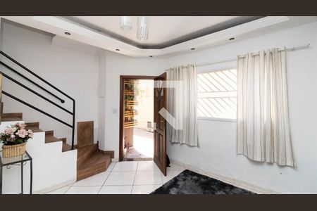 Sala de casa de condomínio à venda com 3 quartos, 120m² em Vila Paranaguá, São Paulo
