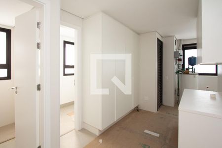 Apartamento à venda com 375m², 4 quartos e 4 vagas Apartamento à venda com 375m², 4 quartos e 4 vagasÁrea de Serviço