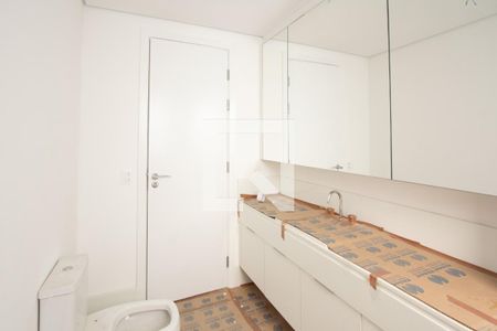 Apartamento à venda com 375m², 4 quartos e 4 vagas Apartamento à venda com 375m², 4 quartos e 4 vagasBanheiro da Suíte 4