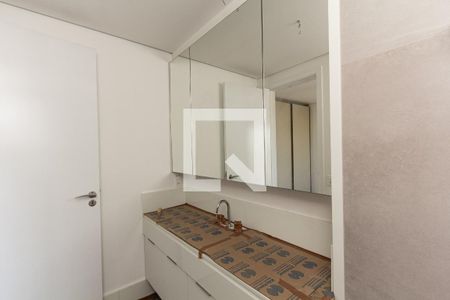 Apartamento à venda com 375m², 4 quartos e 4 vagas Apartamento à venda com 375m², 4 quartos e 4 vagasBanheiro da Suíte 1
