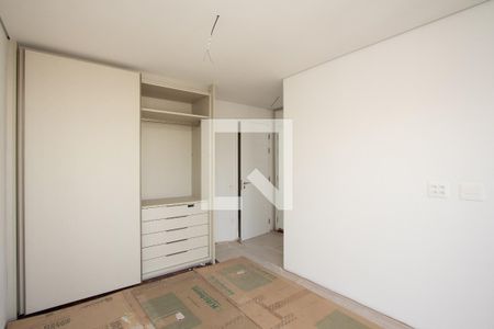 Apartamento à venda com 375m², 4 quartos e 4 vagas Apartamento à venda com 375m², 4 quartos e 4 vagasSuíte 3