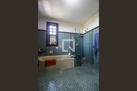 Apartamento para alugar com 390m², 5 quartos e 4 vagas Apartamento para alugar com 390m², 5 quartos e 4 vagasBanheiro da Suíte master