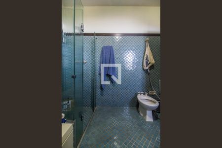 Apartamento para alugar com 390m², 5 quartos e 4 vagas Apartamento para alugar com 390m², 5 quartos e 4 vagasBanheiro da Suíte master