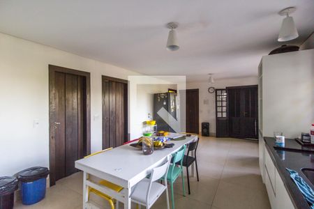 Apartamento para alugar com 390m², 5 quartos e 4 vagas Apartamento para alugar com 390m², 5 quartos e 4 vagasCozinha