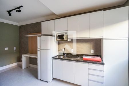 Cozinha de kitnet/studio para alugar com 1 quarto, 26m² em Vila Gomes Cardim, São Paulo