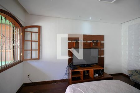 Sala 2 de casa para alugar com 5 quartos, 330m² em Santa Tereza, Belo Horizonte