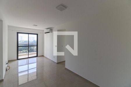 Sala de apartamento para alugar com 3 quartos, 72m² em Barra da Tijuca, Rio de Janeiro