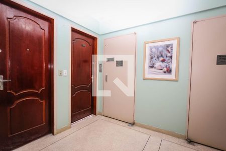 Apartamento para alugar com 66m², 2 quartos e 1 vaga Apartamento para alugar com 66m², 2 quartos e 1 vagaHall Social