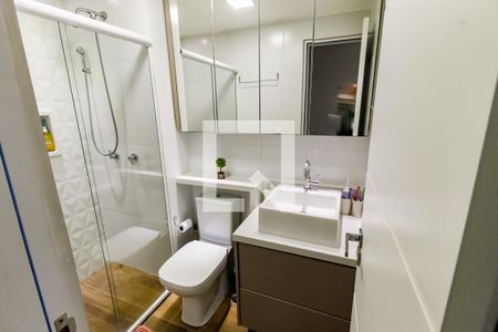 Banheiro da Suíte de apartamento para alugar com 2 quartos, 54m² em Jardim Monte Kemel, São Paulo