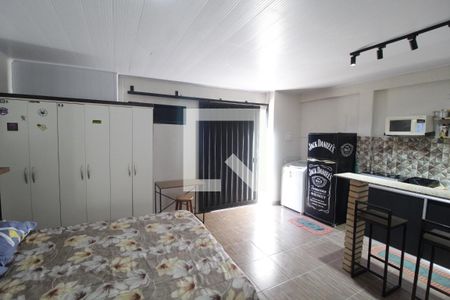 Studio de casa para alugar com 1 quarto, 30m² em Jardim Holanda, Uberlândia