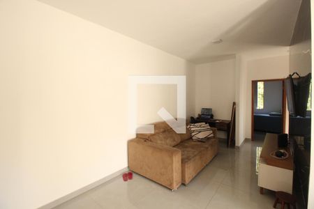 Sala  de apartamento à venda com 3 quartos, 76m² em Padre Eustáquio, Belo Horizonte