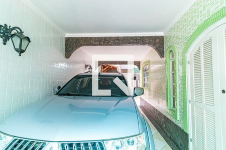 Casa à venda com 470m², 4 quartos e 4 vagas Casa à venda com 470m², 4 quartos e 4 vagasÁrea Externa