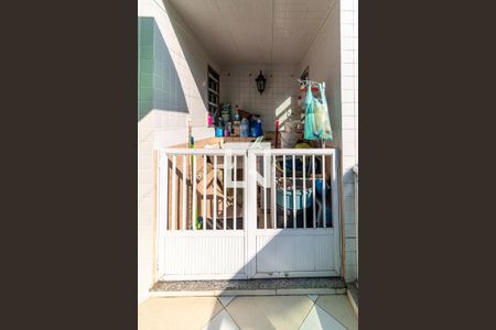 Casa à venda com 470m², 4 quartos e 4 vagas Casa à venda com 470m², 4 quartos e 4 vagasÁrea de Serviço