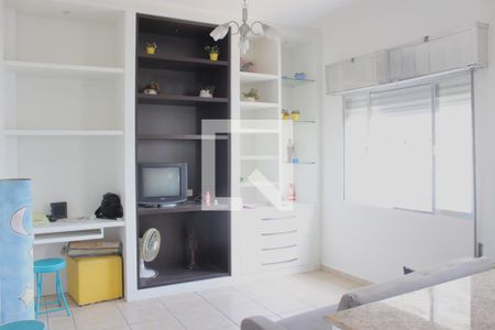 Sala de kitnet/studio para alugar com 1 quarto, 70m² em Itararé, São Vicente