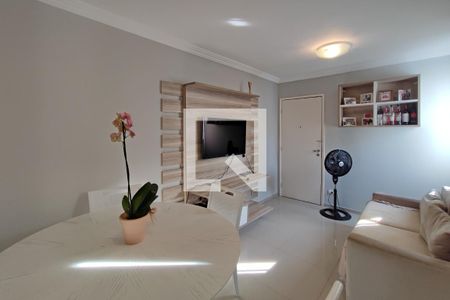Sala de apartamento à venda com 2 quartos, 57m² em Jardim dos Oliveiras, Campinas