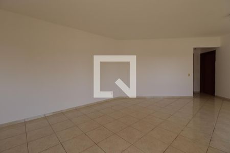 Sala  de apartamento para alugar com 5 quartos, 150m² em Centro, Ribeirão Preto