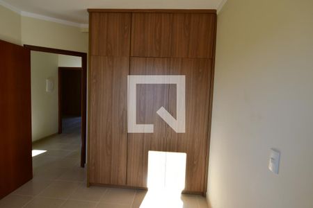 Quarto 2 - Armários de casa de condomínio à venda com 4 quartos, 175m² em Parque Imperador, Campinas