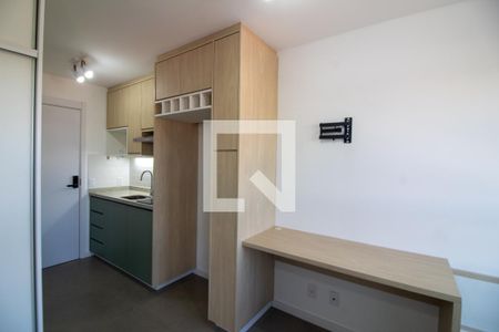 Cozinha de kitnet/studio para alugar com 1 quarto, 24m² em Campo Belo, São Paulo