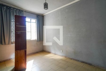 Casa à venda com 214m², 5 quartos e 2 vagas Casa à venda com 214m², 5 quartos e 2 vagasSuite 2 andar