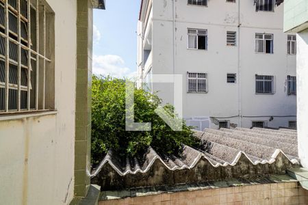 Casa à venda com 214m², 5 quartos e 2 vagas Casa à venda com 214m², 5 quartos e 2 vagasQuarto Segundo andar