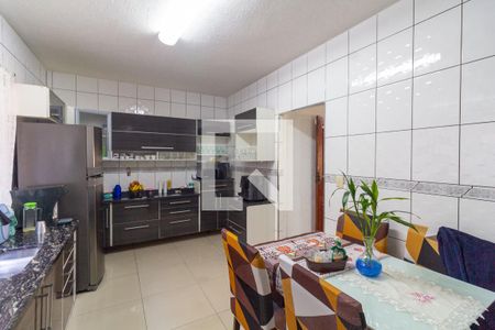 Cozinha de casa à venda com 6 quartos, 160m² em Rochdale, Osasco