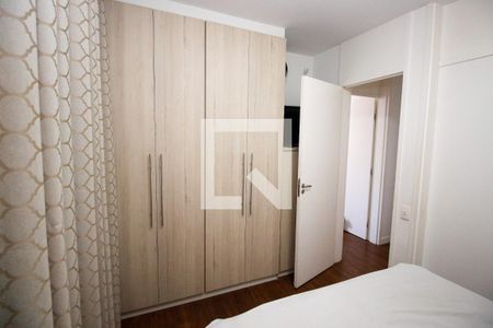 Suíte de apartamento para alugar com 3 quartos, 64m² em Vila Praia, São Paulo