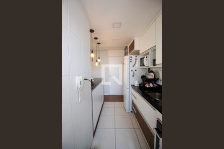 Cozinha de apartamento à venda com 3 quartos, 64m² em Vila Praia, São Paulo