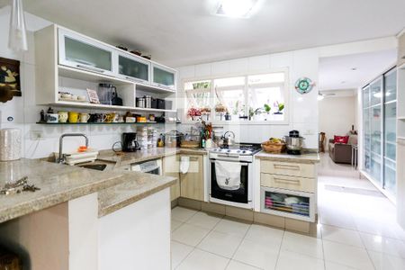 Casa à venda com 2 quartos, 120m² em Jardim Trussardi, São Paulo