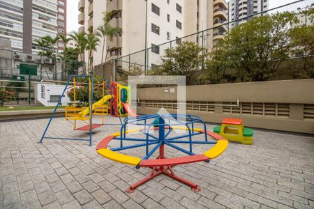 Área comum, playground de apartamento à venda com 3 quartos, 130m² em Moema, São Paulo