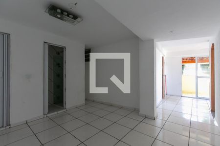 Sala de casa à venda com 2 quartos, 42m² em Conjunto Residencial José Bonifácio, São Paulo
