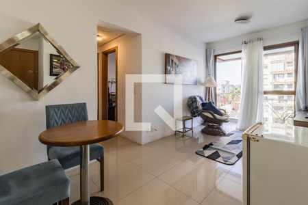 Sala de apartamento para alugar com 2 quartos, 64m² em Santa Maria Goretti, Porto Alegre