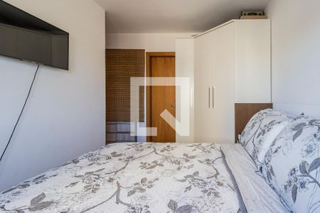 Dormitório 2 de apartamento à venda com 2 quartos, 64m² em Santa Maria Goretti, Porto Alegre