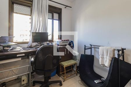 Dormitório 1 de apartamento para alugar com 2 quartos, 64m² em Santa Maria Goretti, Porto Alegre