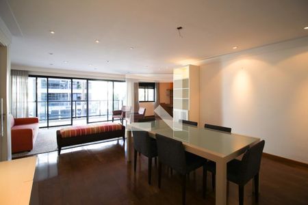 Sala de apartamento à venda com 3 quartos, 161m² em Vila Nova Conceição, São Paulo