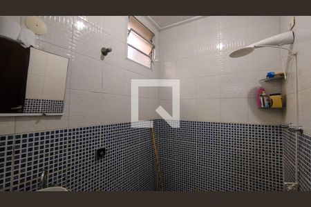 Casa à venda com 240m², 2 quartos e 3 vagas Casa à venda com 240m², 2 quartos e 3 vagasBanheiro Social