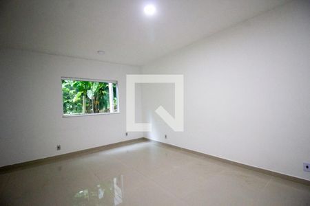 Quarto 2 de casa para alugar com 2 quartos, 185m² em Vargem Grande, Rio de Janeiro