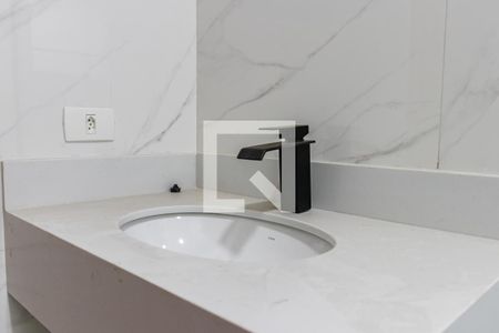 Casa de condomínio à venda com 160m², 3 quartos e 2 vagas Casa de condomínio à venda com 160m², 3 quartos e 2 vagasEspaço Gourmet - Banheiro 4